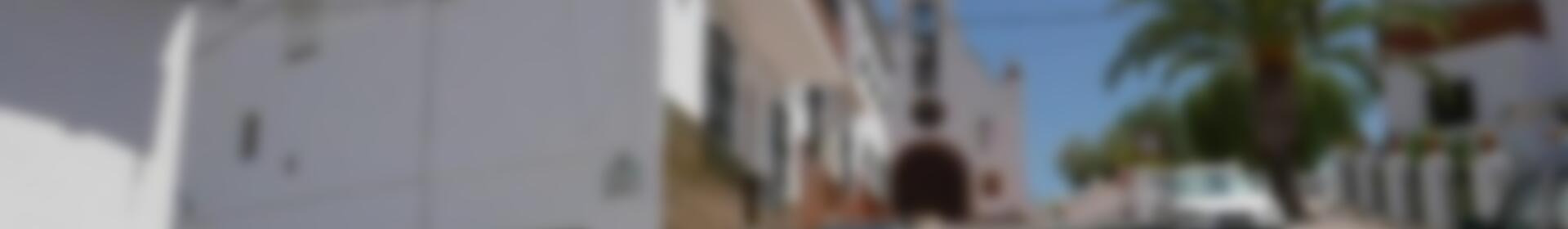 4 bedroom Townhouse for sale