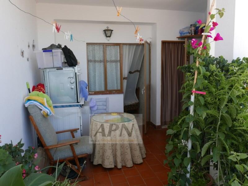 4 bedroom Townhouse for sale