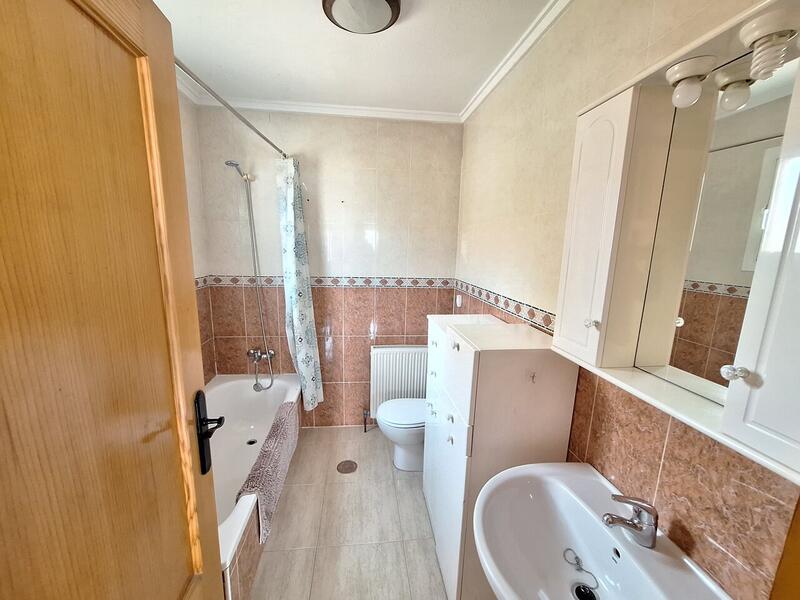 2 Cuarto Villa en venta