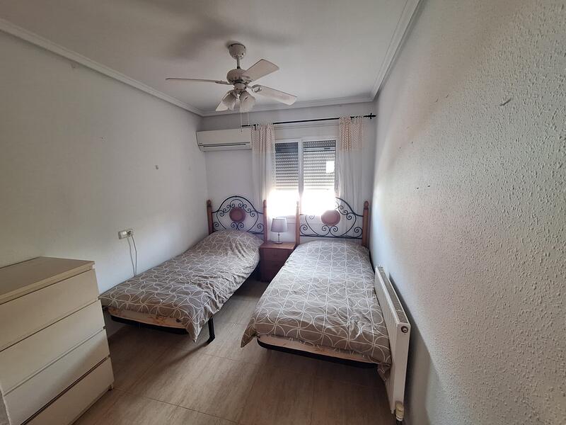 2 Cuarto Villa en venta