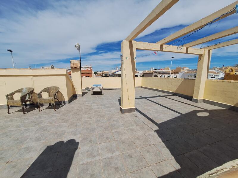 2 Cuarto Villa en venta