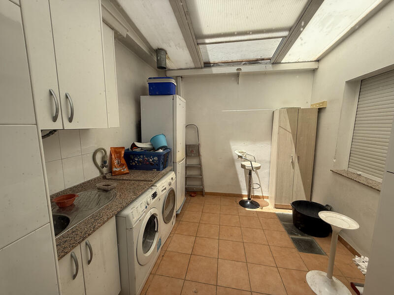 3 bedroom Townhouse for sale