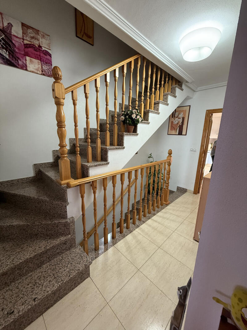 3 bedroom Townhouse for sale