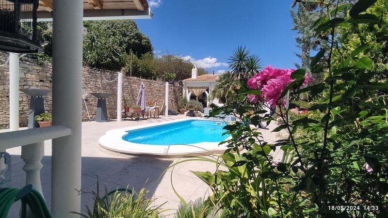 8 bedroom Country House for sale