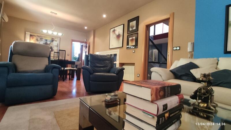 8 bedroom Country House for sale