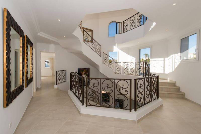 7 bedroom Villa for sale