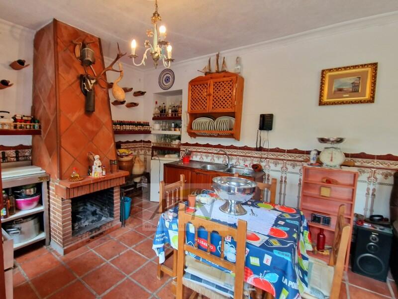 3 bedroom Country House for sale