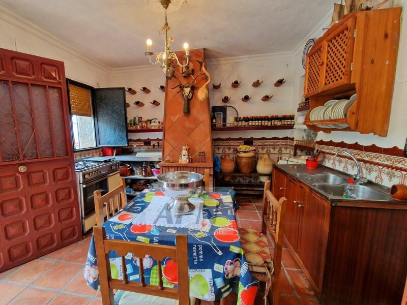 3 bedroom Country House for sale