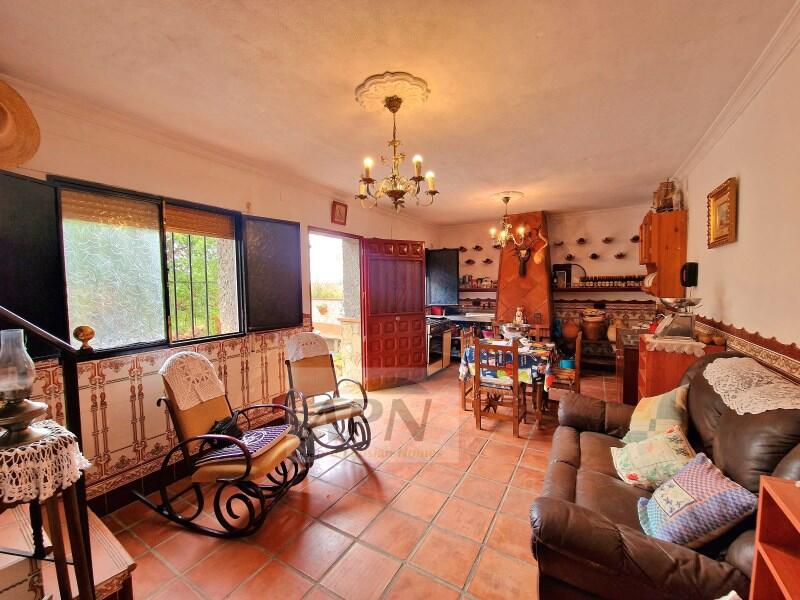 3 bedroom Country House for sale