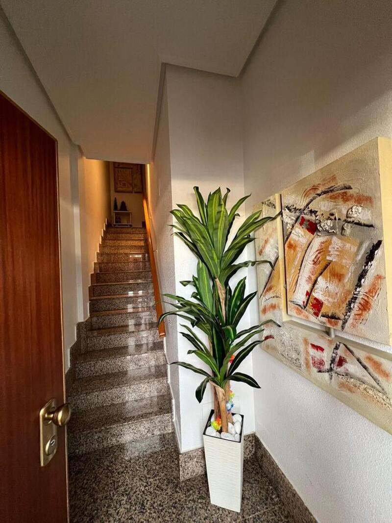 4 Schlafzimmer Handelsimmobilie zu verkaufen