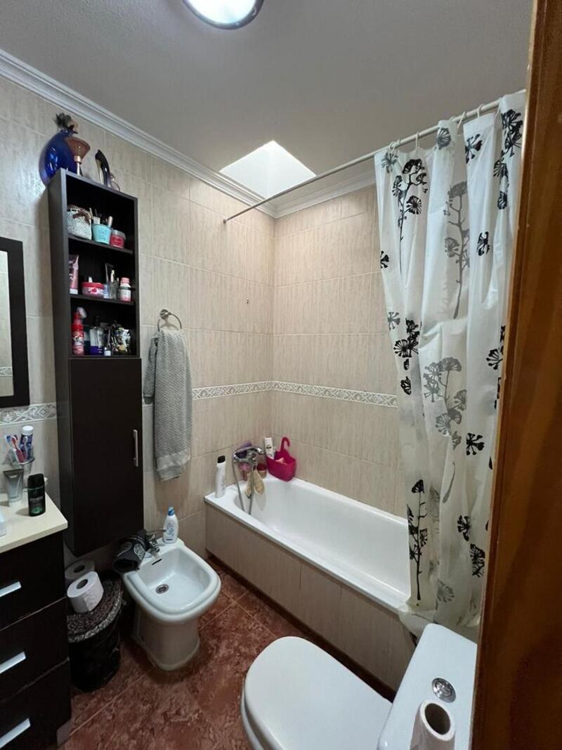 4 Schlafzimmer Handelsimmobilie zu verkaufen