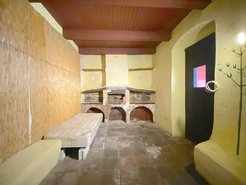 Forretningseiendom til salgs Forretningseiendom til salgs