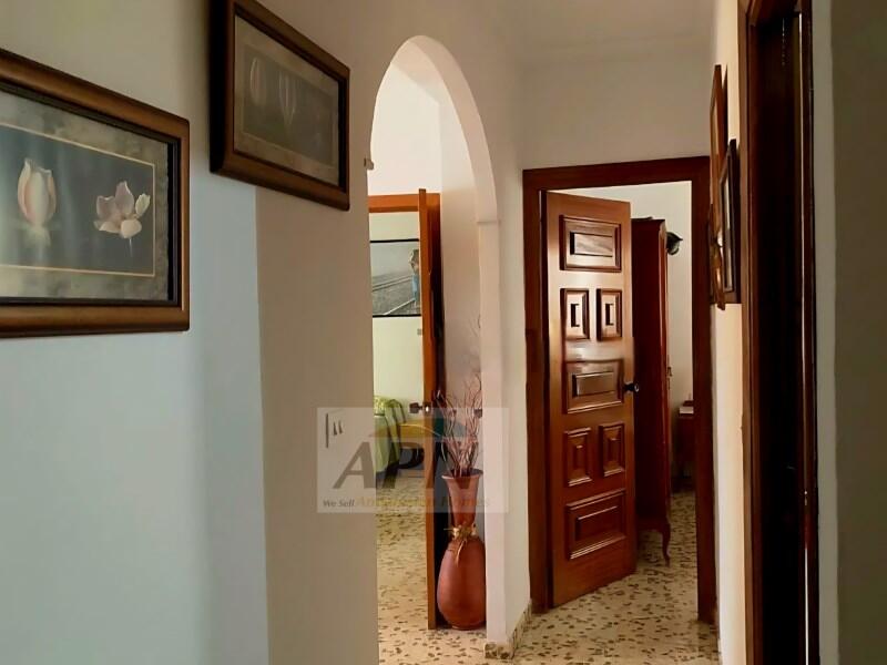3 bedroom Townhouse for sale