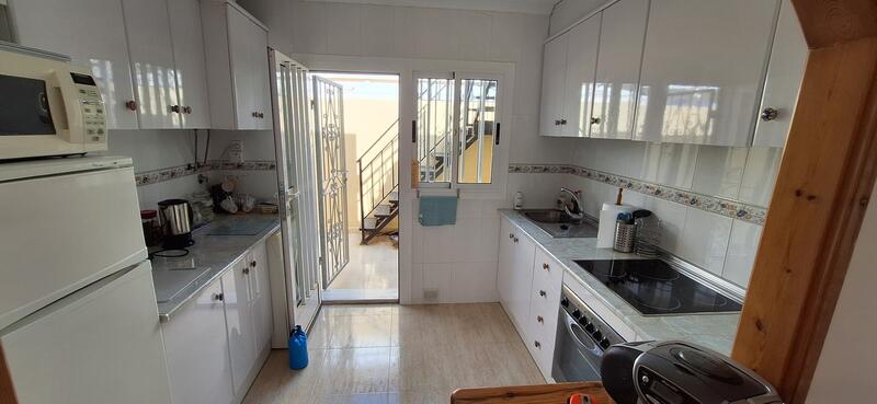 2 Cuarto Villa en venta