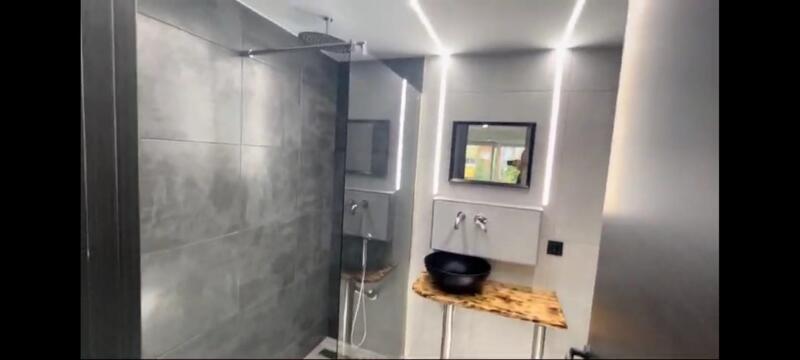 2 slaapkamer Appartement Te koop