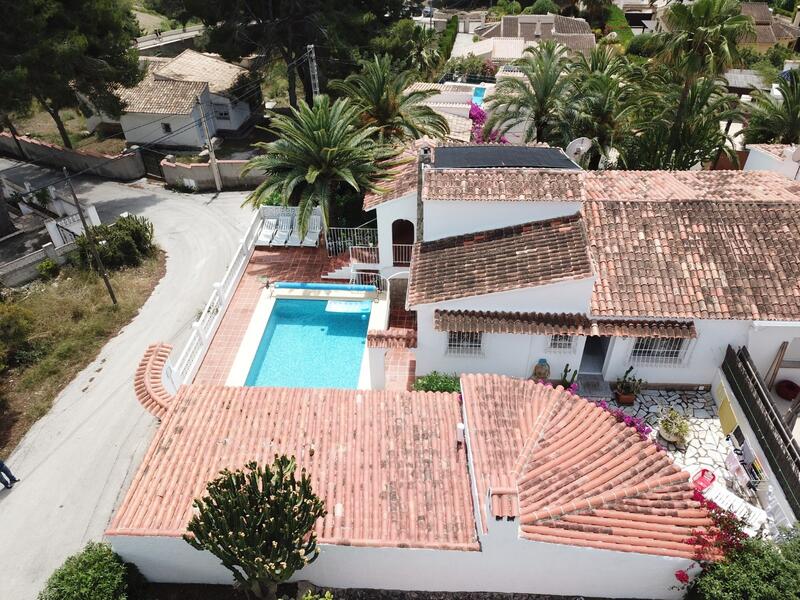 3 bedroom Townhouse for sale