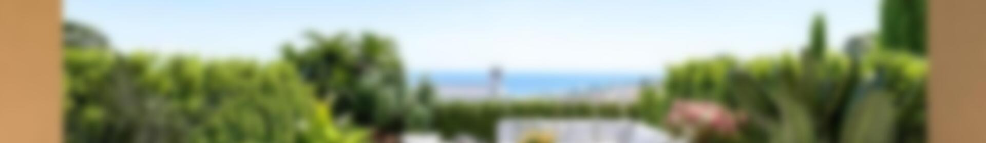 4 bedroom Townhouse for sale