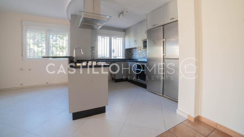 4 bedroom Villa for sale