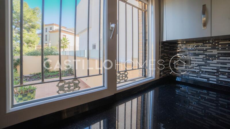 4 bedroom Villa for sale