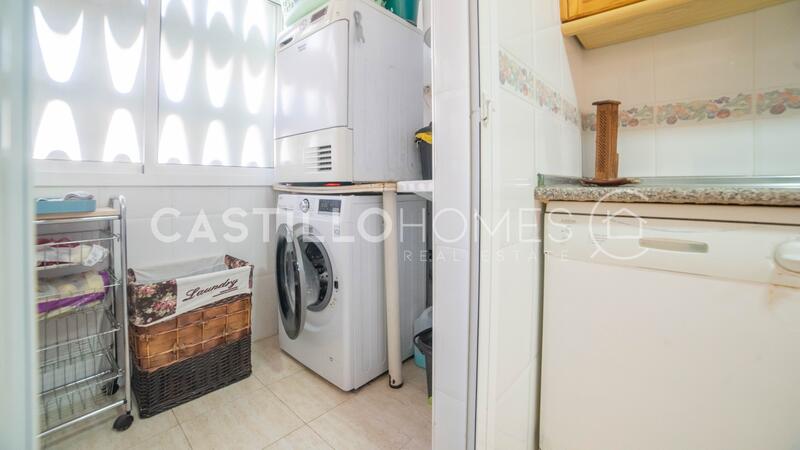 2 bedroom Townhouse for sale