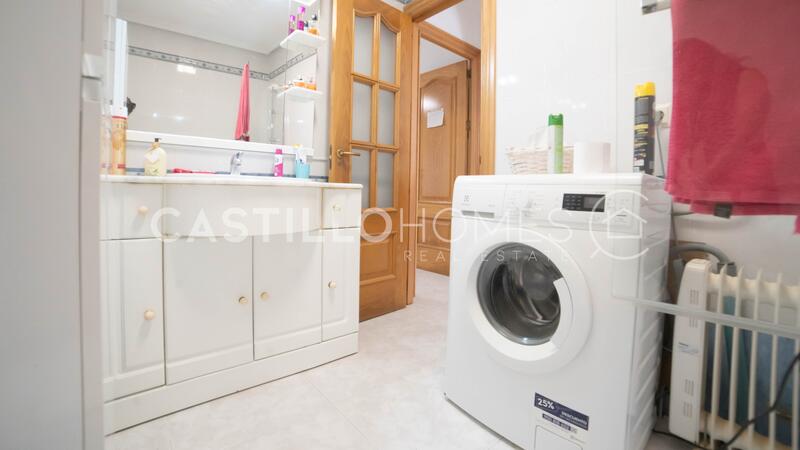 2 bedroom Townhouse for sale