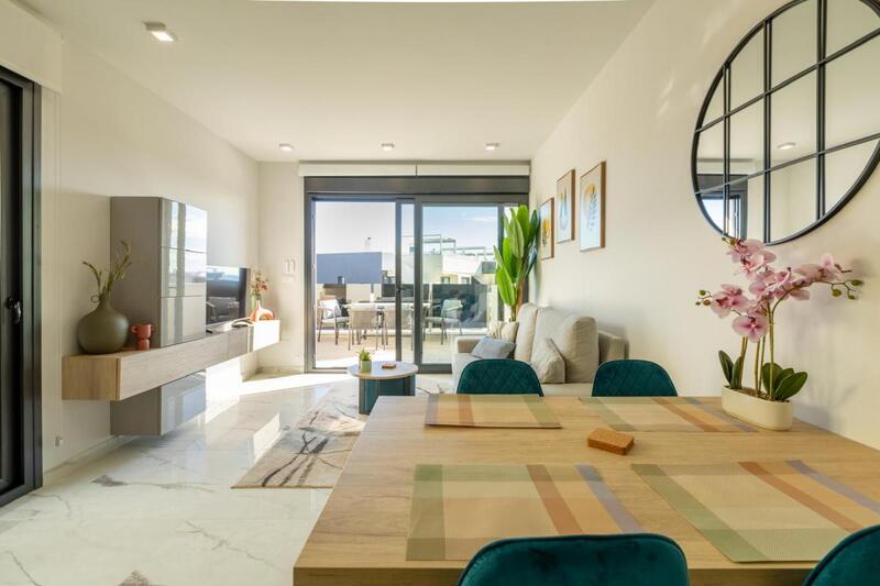 2 bedroom Apartment for sale