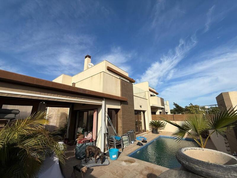 3 bedroom Villa for sale