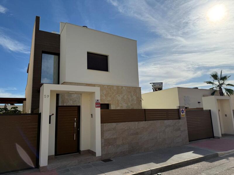 3 bedroom Villa for sale
