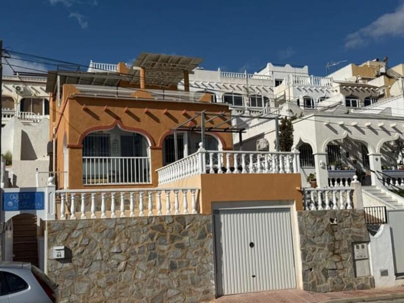 Villa en venta en San Miguel de Salinas, Alicante