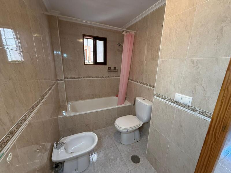 2 bedroom Apartment for sale 2 bedroom Apartment for sale