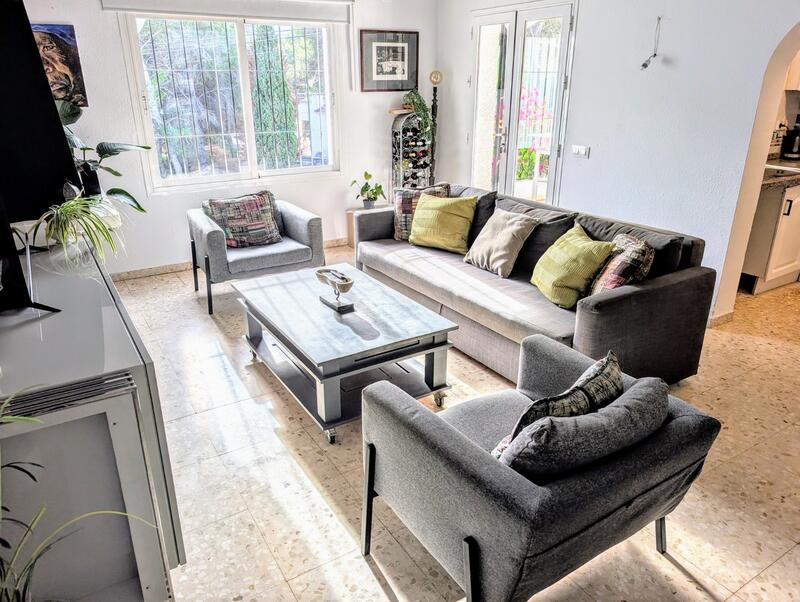 3 bedroom Townhouse for sale