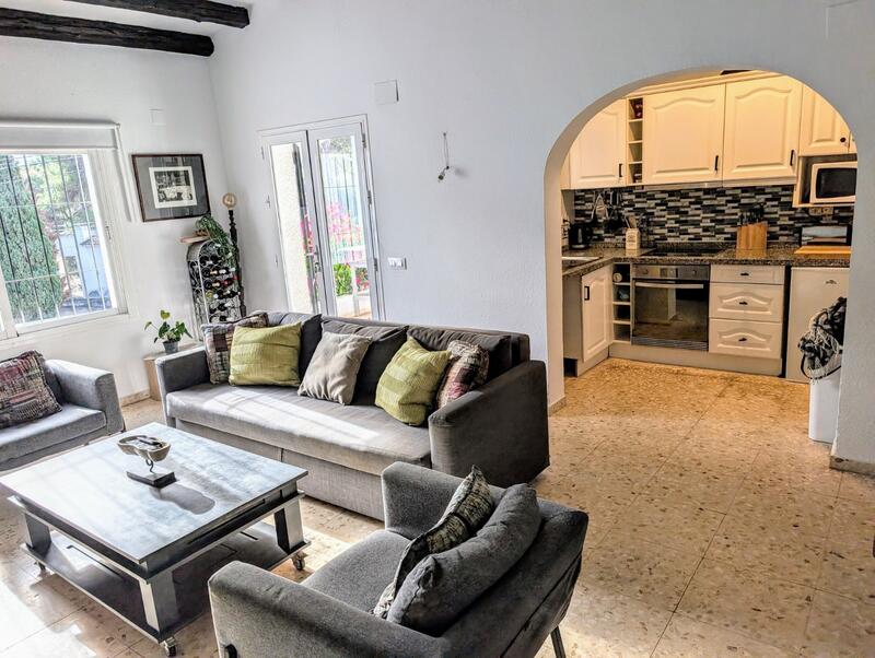 3 bedroom Townhouse for sale