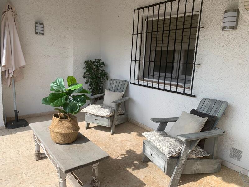 3 bedroom Townhouse for sale