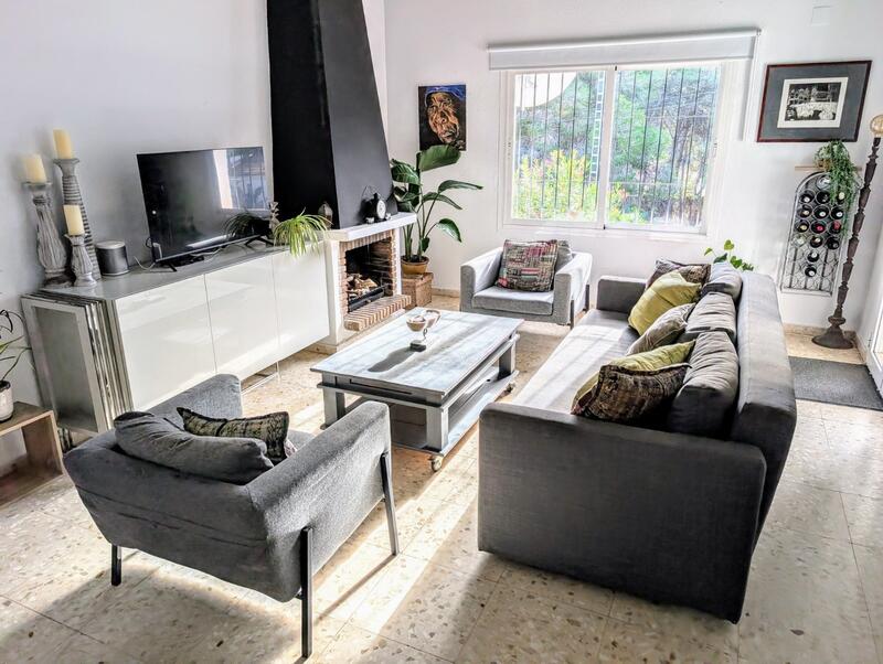 3 bedroom Townhouse for sale