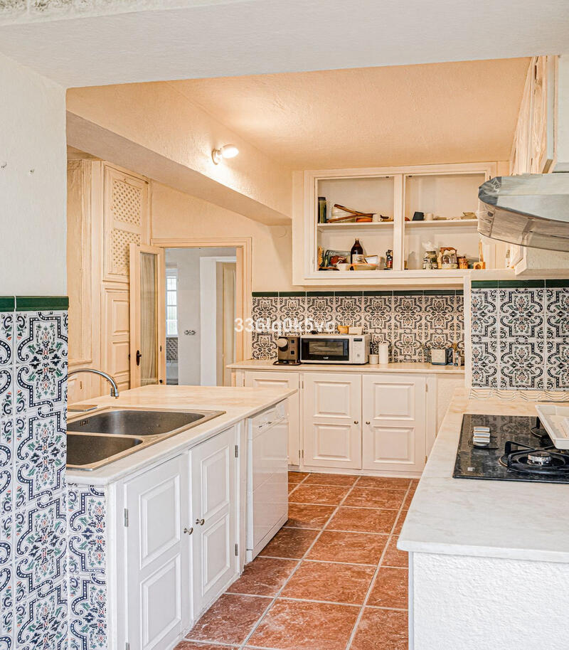 5 bedroom Villa for sale