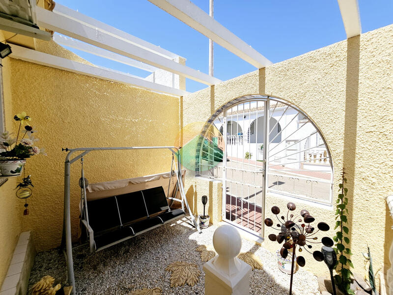 3 bedroom Townhouse for sale