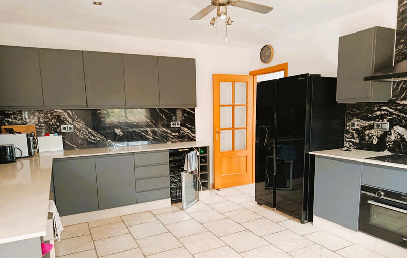 5 Schlafzimmer Villa zu verkaufen