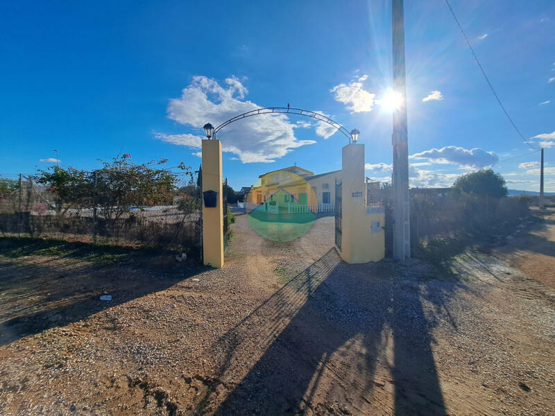 5 soverom Herregård til salgs