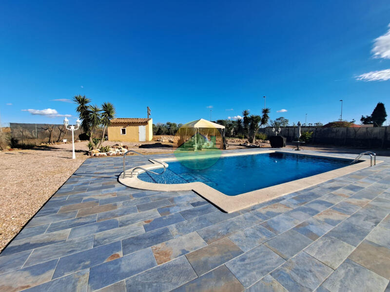 5 soverom Herregård til salgs