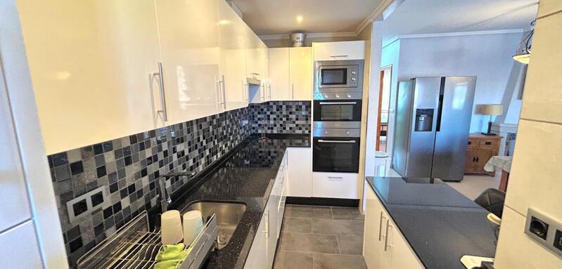 4 Cuarto Adosado en venta