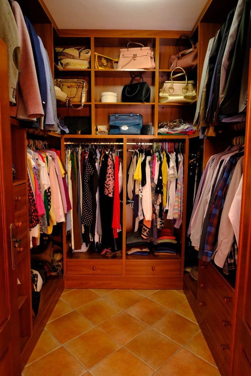 5 спальная комната вилла продается