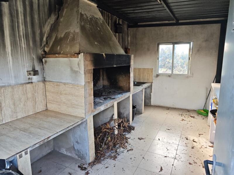 2 Cuarto Casa de Campo en venta