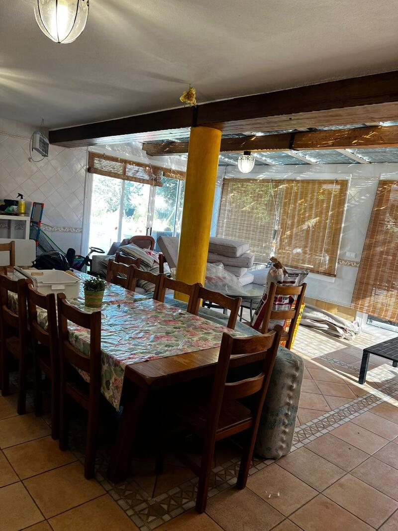 5 Schlafzimmer Landhaus zu verkaufen