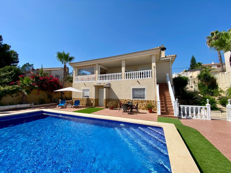 Villa for sale in Algorfa, Alicante
