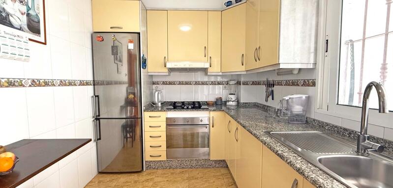 3 Schlafzimmer Stadthaus zu verkaufen