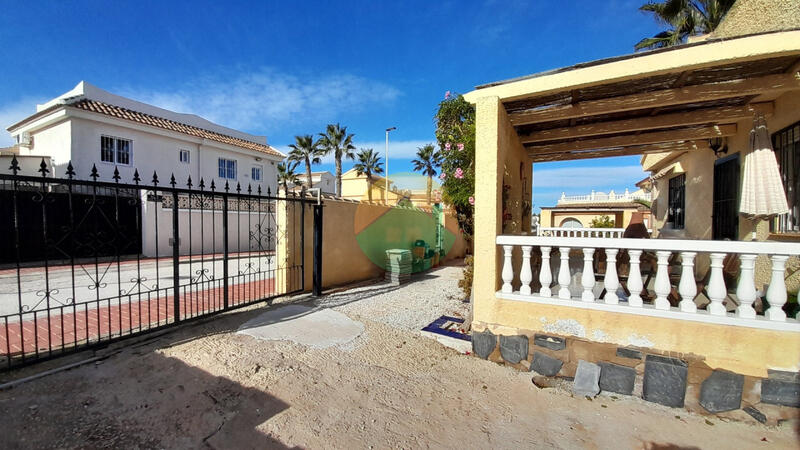 2 bedroom Villa for sale