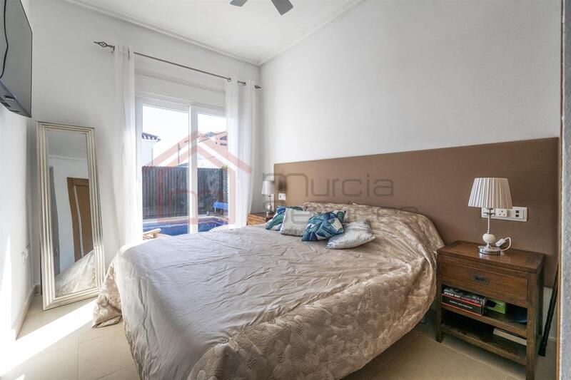 2 Cuarto Villa en venta