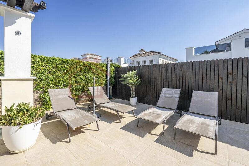 2 Cuarto Villa en venta