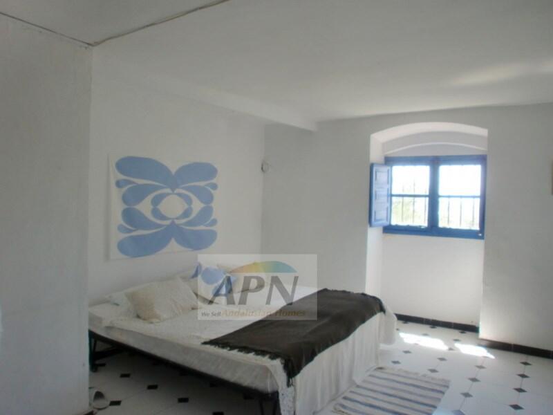 11 soverom Rekkehus til salgs