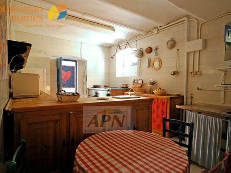 11 soverom Rekkehus til salgs